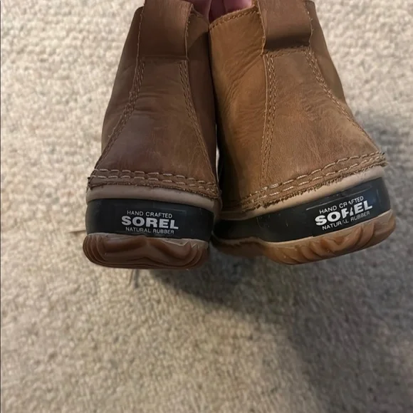 Sorel out n about Brown and Black Duck Boots - Picture 2 of 6
